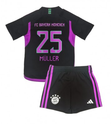 Bayern Munich Thomas Muller #25 Udebanesæt Børn 2023-24 Kort ærmer (+ korte bukser)